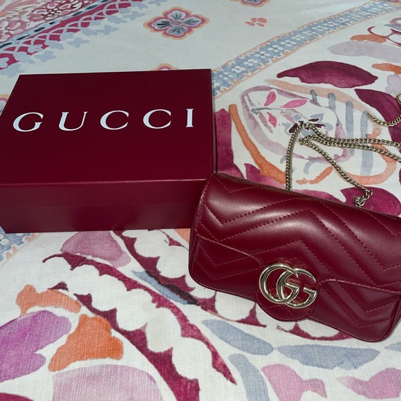 Gucci Super Mini Marmont Bag Like New!! - Picture 1 of 7